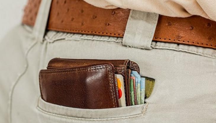 How to Use Your Credit Cards Responsibly to Avoid Debt And Boost Your Credit Score – Part 1