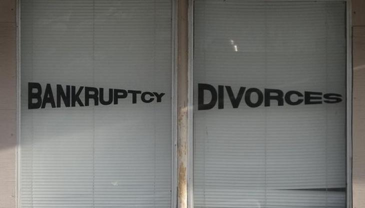 Ready to Divorce But Stuck With Debt? Protect Yourself From Ex-Spouse Bankruptcy