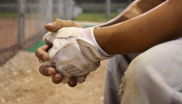 Celebrity Money News: Baseball’s Livan Hernandez Files Bankruptcy – Lessons for Greensboro Consumers